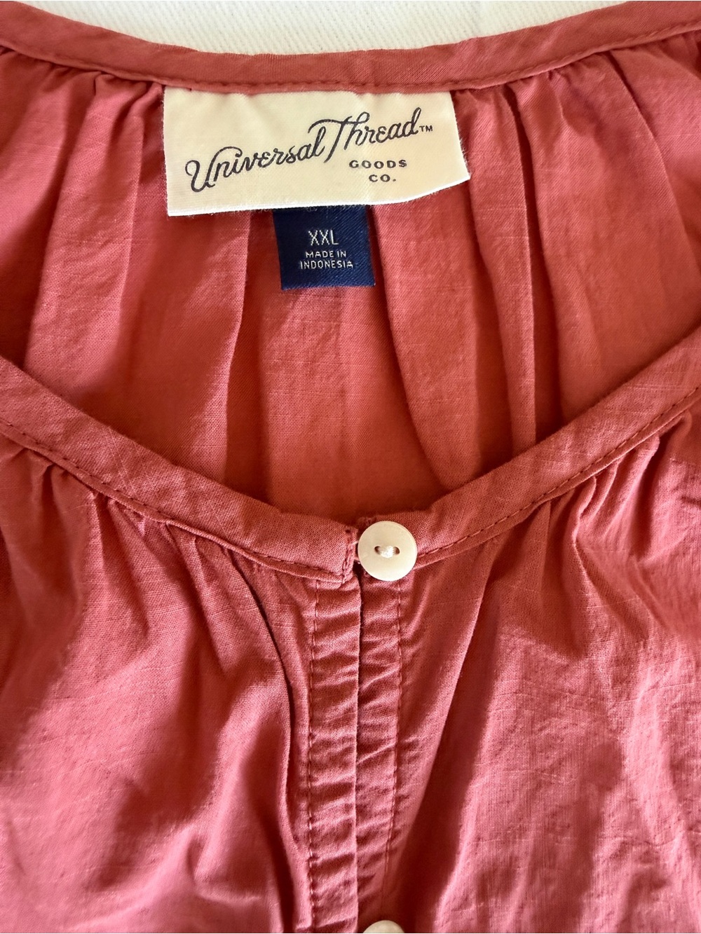 Universal Thread Rust Button-Front Short Sleeve Blouse - Picture 2 of 6